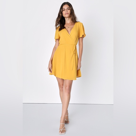 Lulus Mustard Yellow Wrap Dress Size M - Picture 14 of 14